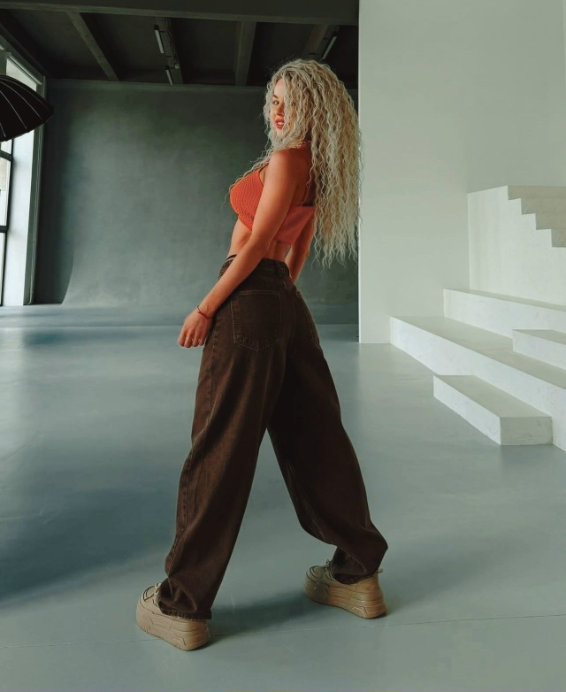 Джинсы 23169261