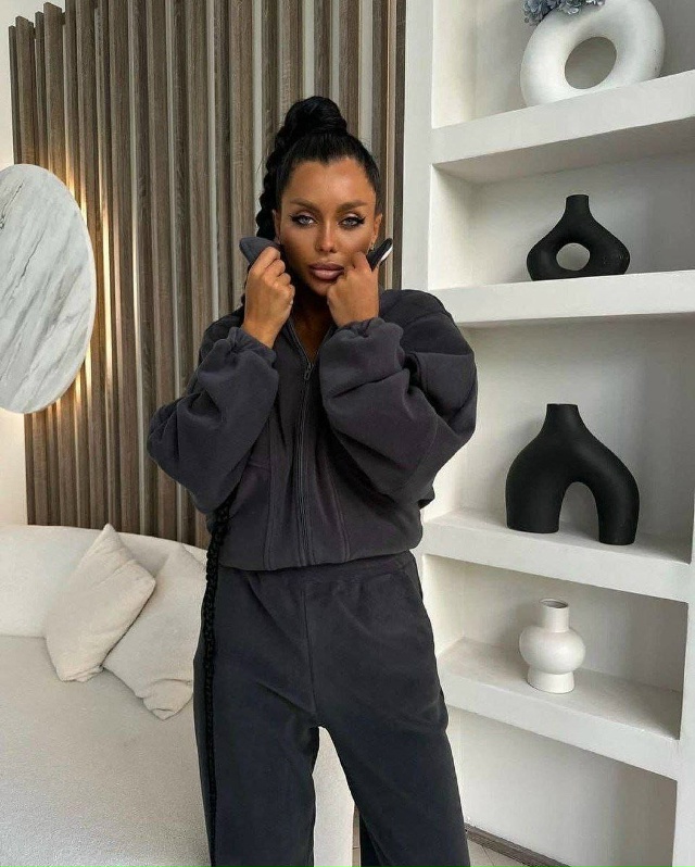 Спортивный костюм 23170019