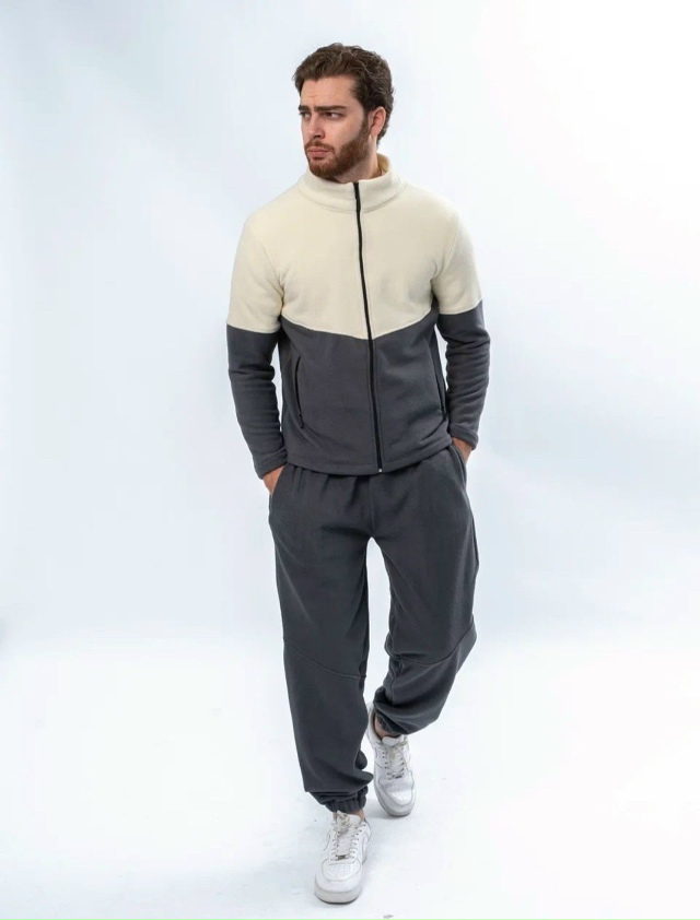 Спортивный костюм 23171591