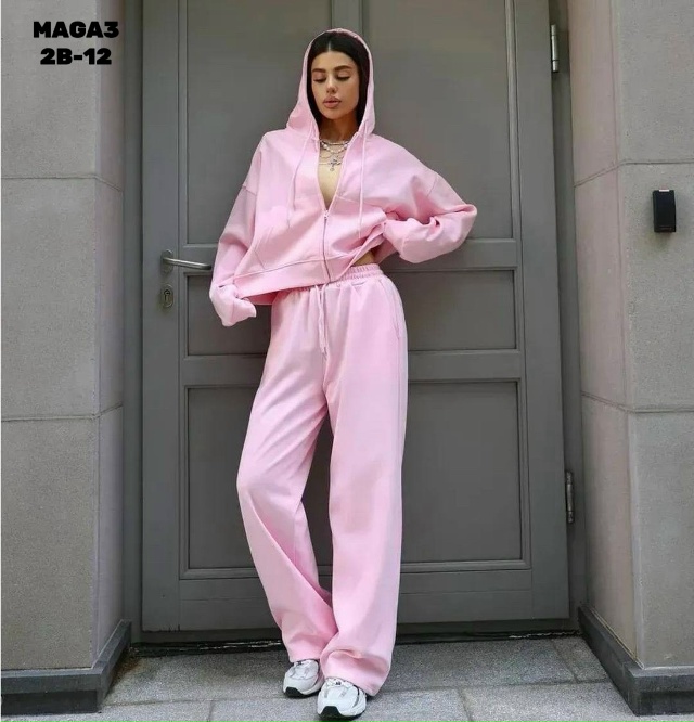 Спортивный костюм 23172790