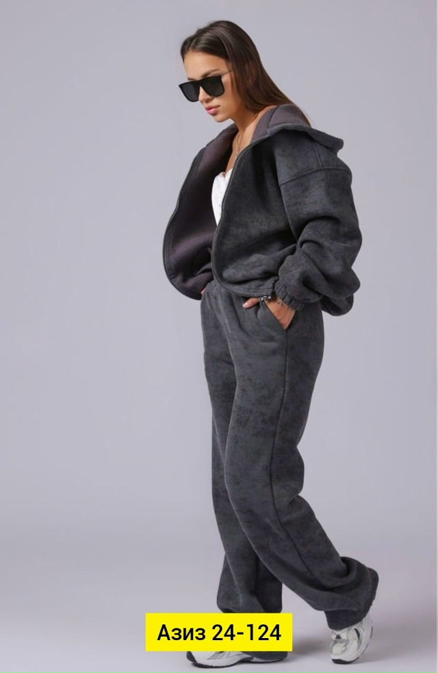 Костюм 23172308