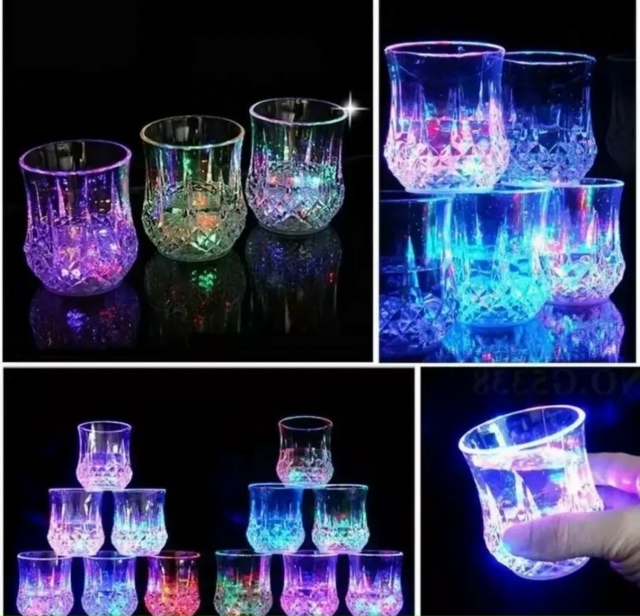 Светящийся бокал 23173947
