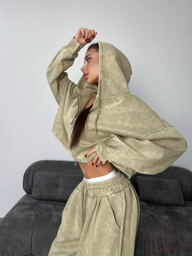 Спортивный костюм 23174462