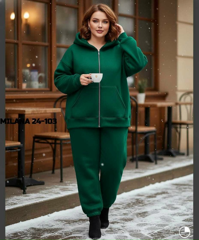 Спортивный костюм 23176456