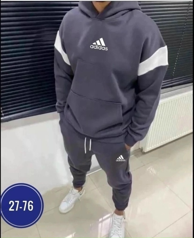 Спортивный костюм 23175648