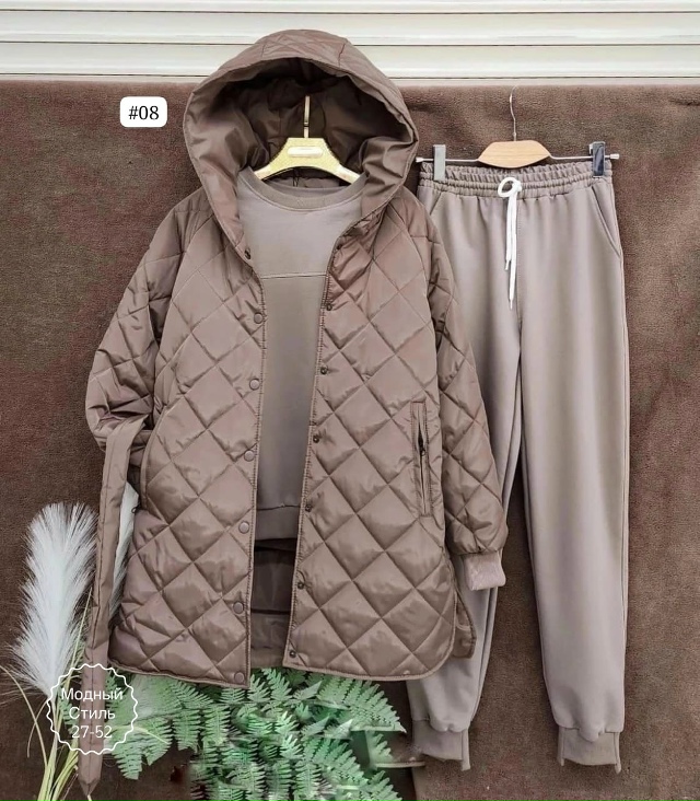 Спортивный костюм 23175852