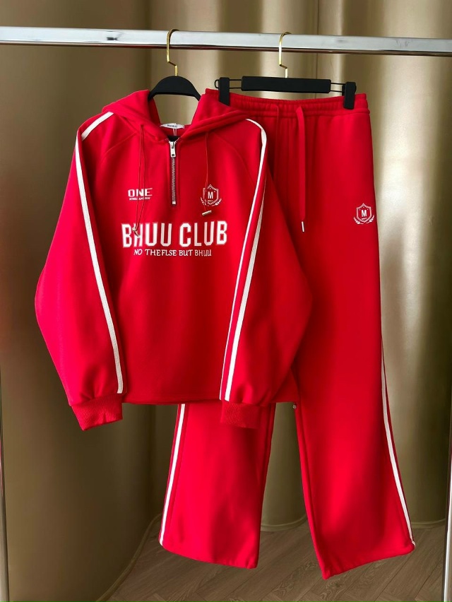 Спортивный костюм 23177616