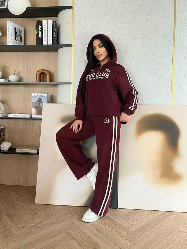 Спортивный костюм 23177620