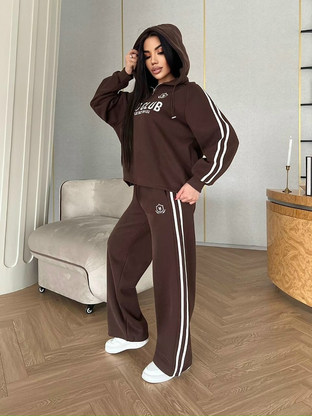 Спортивный костюм 23177618