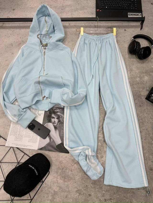 Спортивный костюм 23177670