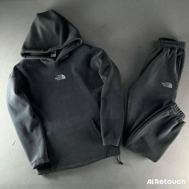 Спортивный костюм 23178864