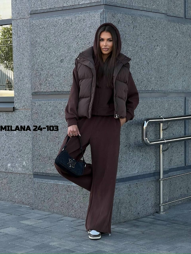 Спортивный костюм 23179898