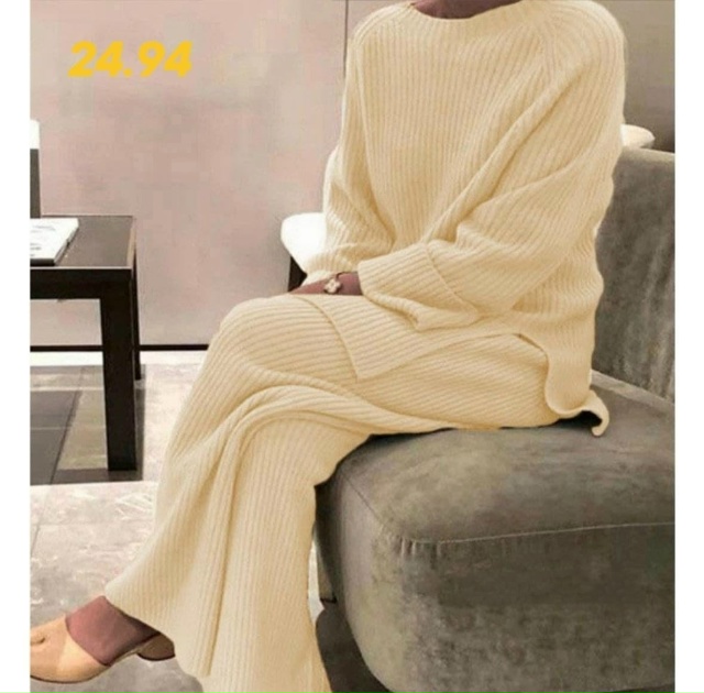 Костюм 23180385