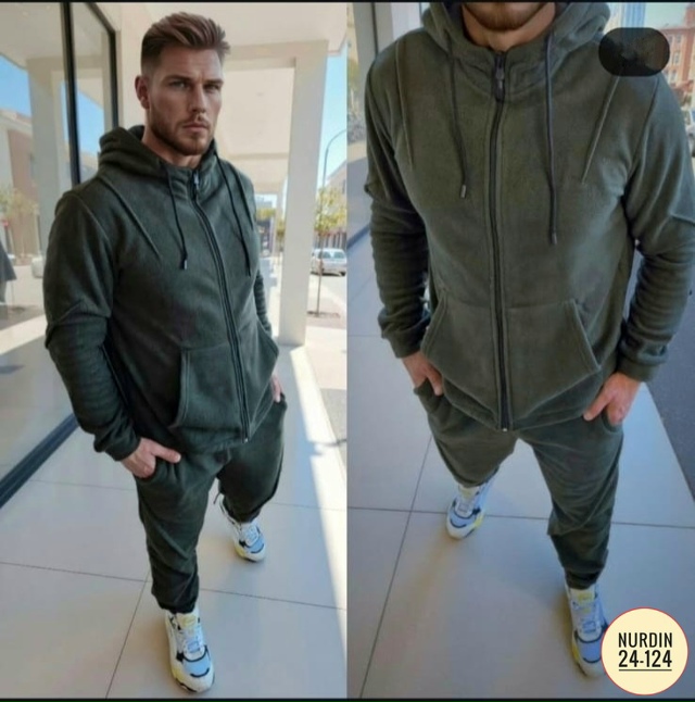 Спортивный костюм 23181599