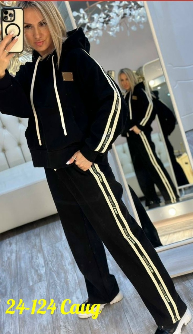 Спортивный костюм 23182625