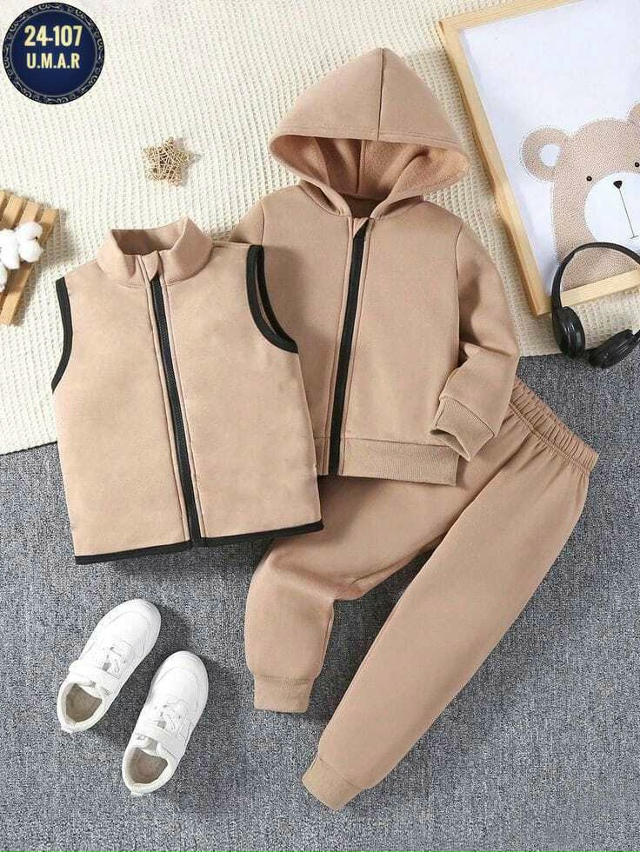 Спортивный костюм 23182544