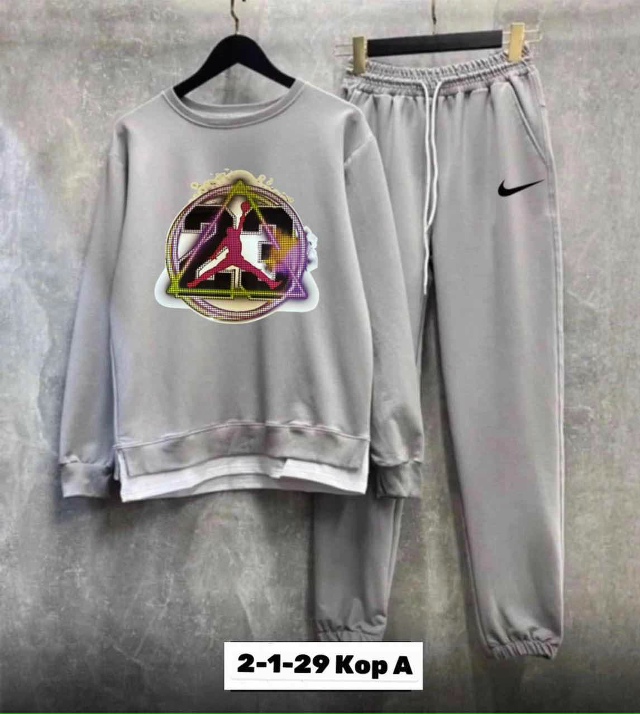 Костюм 23192116